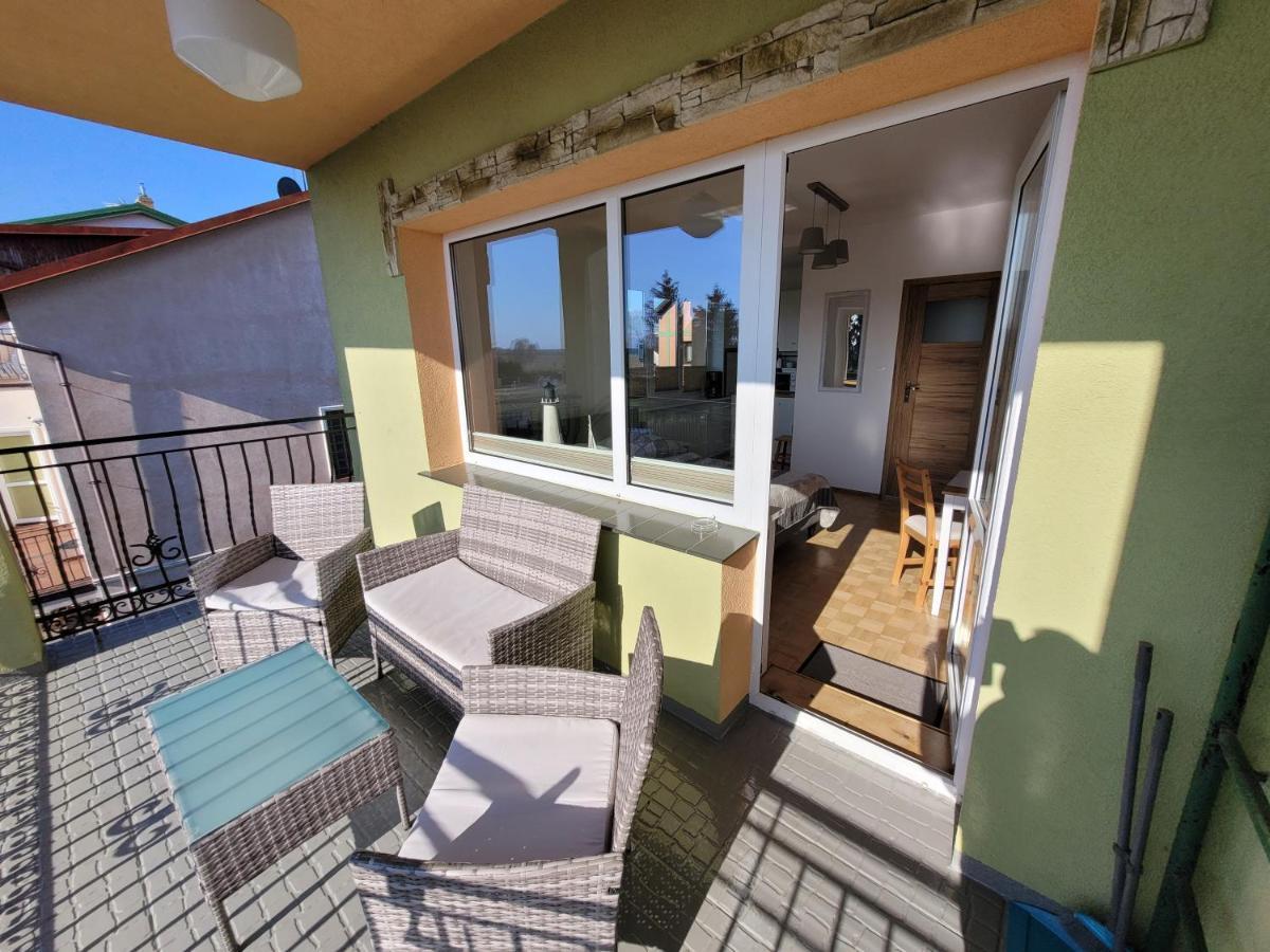Apartamenty I Pokoje Goscinne Zosia 달로브코 외부 사진