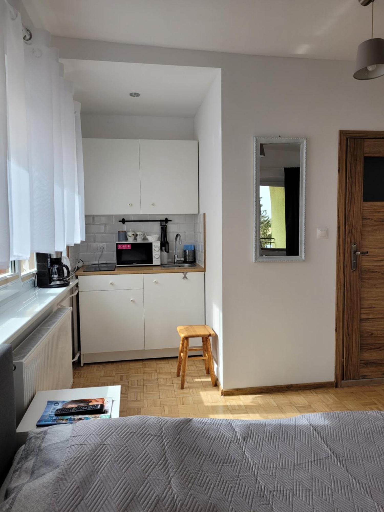Apartamenty I Pokoje Goscinne Zosia 달로브코 외부 사진